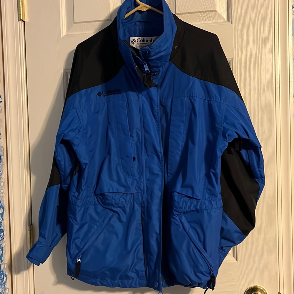 COLUMBIA Blue & Black Winter Jacket size medium